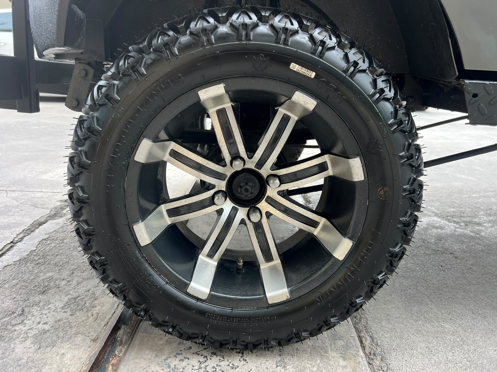 E-Z-GO Shuttle Express L6 72V Elite Lithium